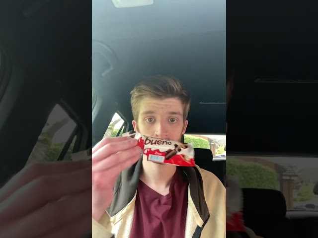 Probando un Kinder Bueno por primera vez…