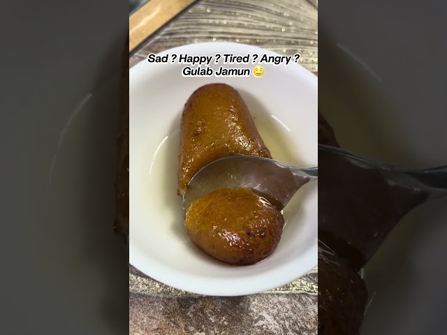 Gulab Jamun #trendingshorts #indianfood #spicylatika #foodshorts #streetfood #dessert