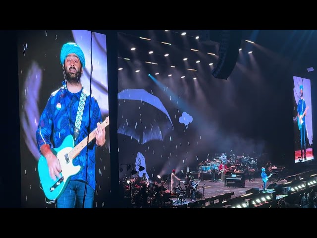 Saiyaara (Title Song) – Arijit Singh LIVE at Etihad Arena, Abu Dhabi (19 Dec 2025) 🌙🎶