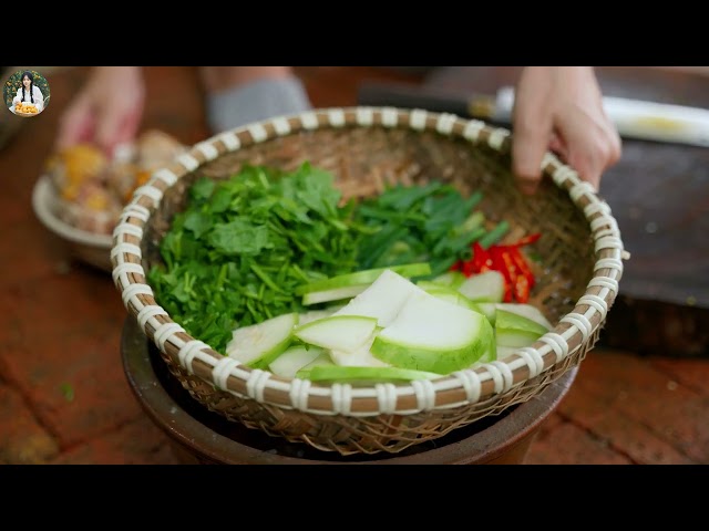 A Beautiful Vietnamese Village Lunch | Braised Meat, Pumpkin Vegetable Soup & Traditional Tofu Soup