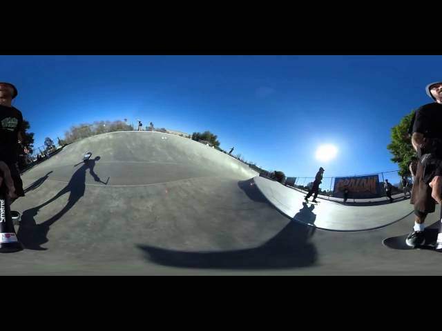 Virtual Reality ep7 | Skate Park Half-Pipe by NewtonVR