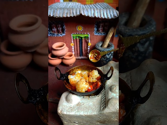 Miniature Cooking Masala Gobi And Puri 🍲😋 Traditional Mini Cooking || Mini Tiffin Box Packing 