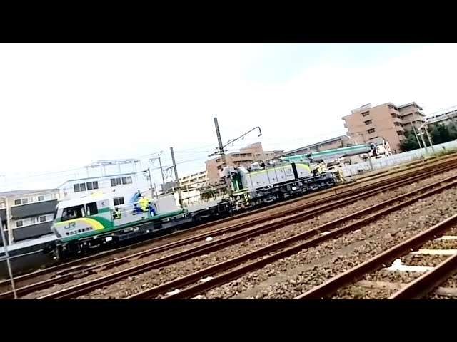 [VR180] VR shot of a rare MULTI TASKER KRC 810N-2 railroad crane car running.