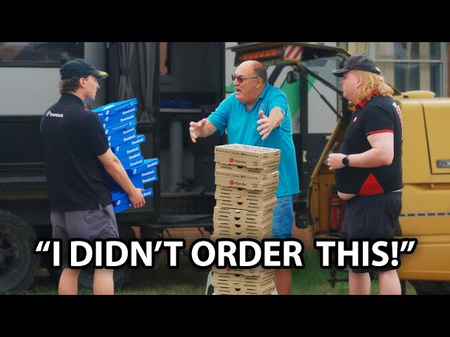 Delivering 100 Pizza's to the Wrong House PRANK