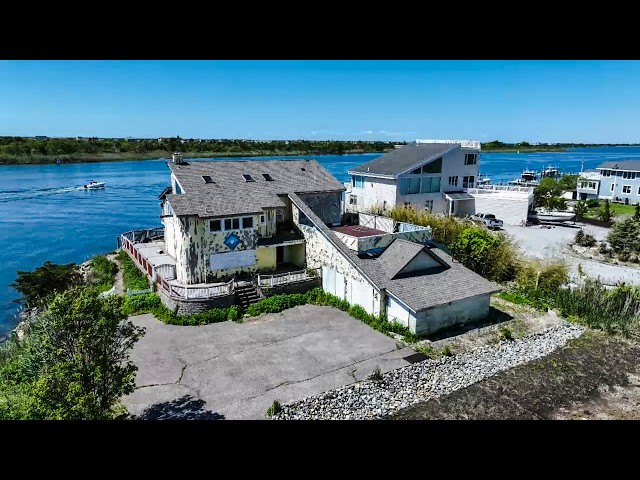 ABANDONED Ocean Mansion - Family Was Forced to Leave EVERYTHING Behind