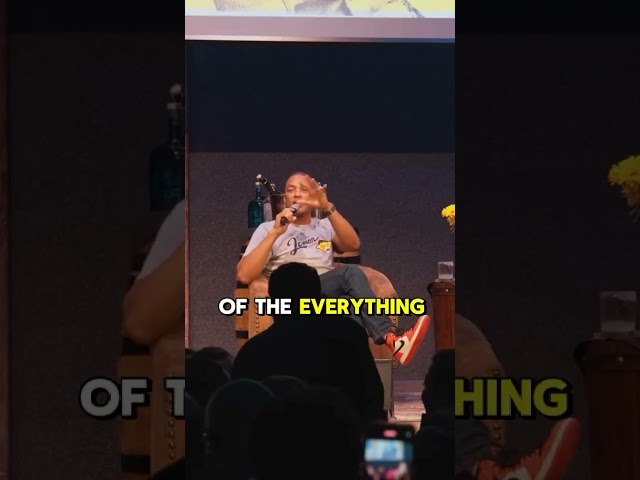 Why does Grindr always crash at conservative events 🤔