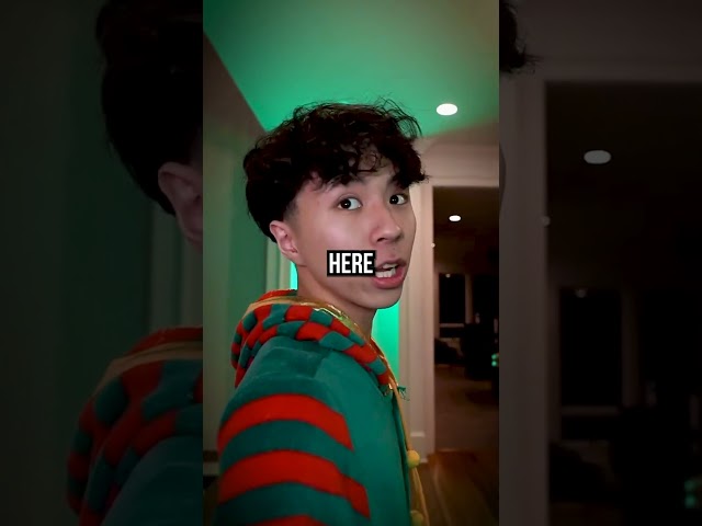 Ray Caught His Cameraman Wearing Nike 🤣