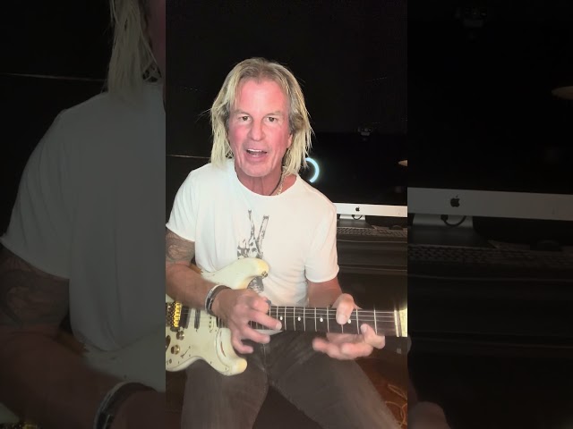 holy grail of tapping arpeggios Yngwie Van Halen tapping Housholder tapping triad arpeggios 1988