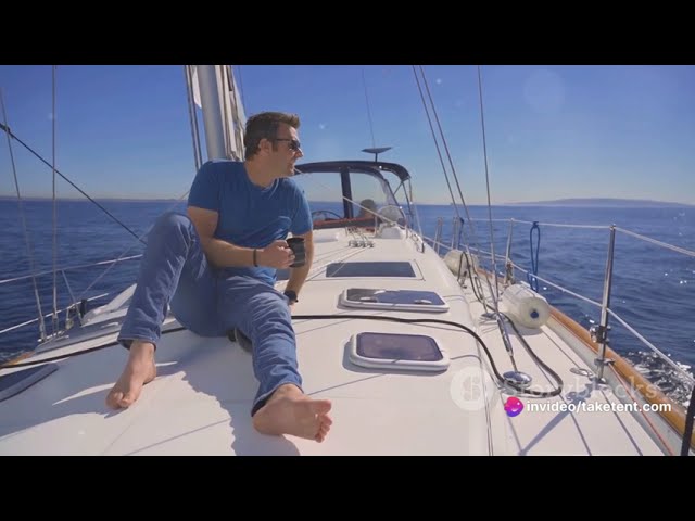 Sail Away: Tax-Efficient Living on Sailboats and Houseboats