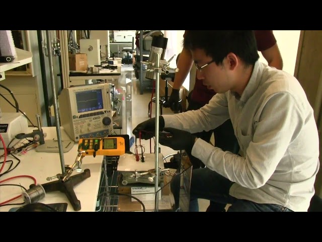 Albert Tianxiang Liu and Stephen Gibbs 2015 in MIT Strano Lab