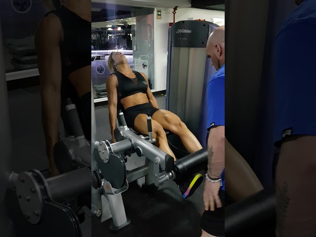Body Fitness figura Corina Gonçalves leg workout