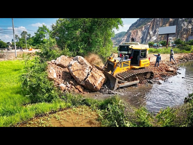 EPIC BATTLE BULLDOZER AMAZING OPERATOR SKILLS!! Starts Land Clearing a Land Development Project!