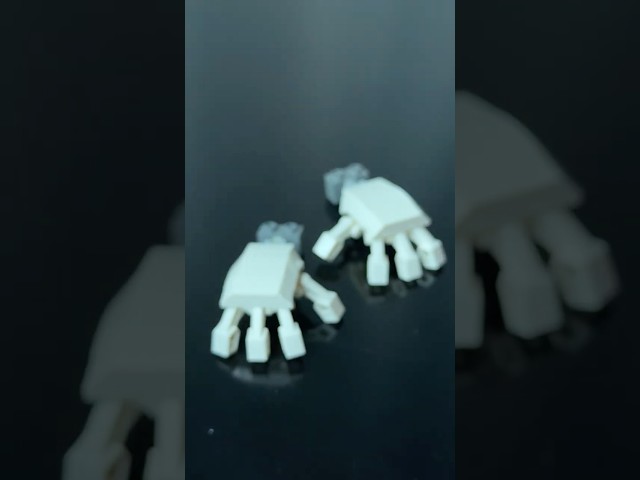 LEGO Mech Hands Build