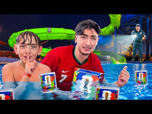 NOS COLAMOS en un PARQUE ACUÁTICO para ROBAR CROMOS del MUNDIAL!