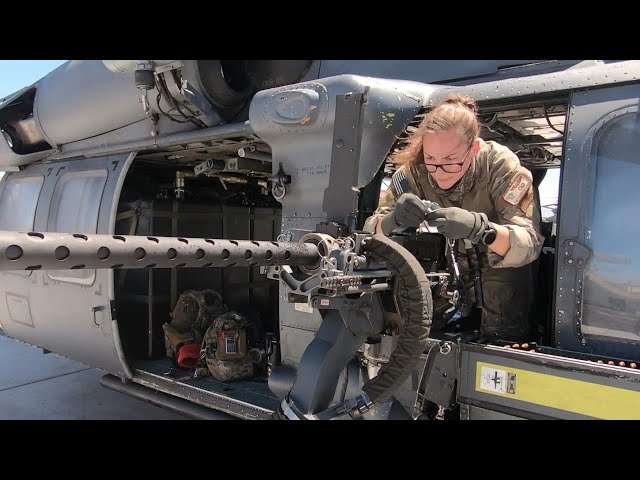 Strong Women In The US Air Forces Show Awesome Skills with HH-60G Pave Hawk Helicopter