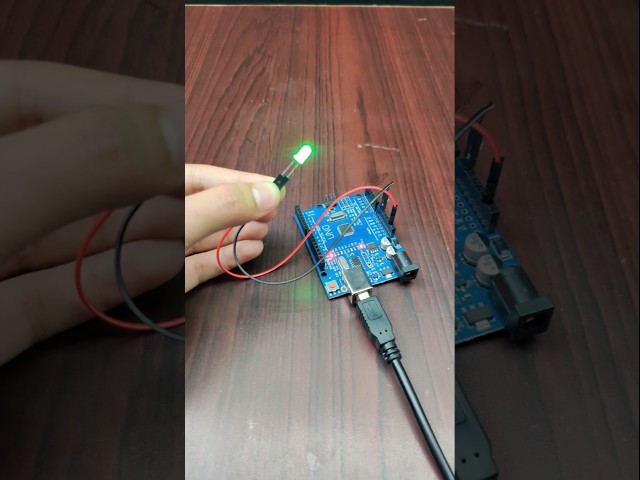 How to Use LED with Arduino Uno #arduino #arduinoprojects #led