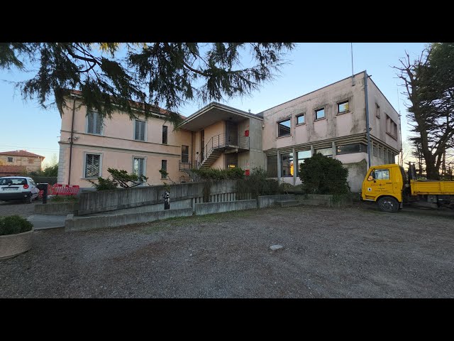 2025 12 14 ore 08 35 49  Lonate Ceppino 2 (Il Municipio prima della 36° prova radio)