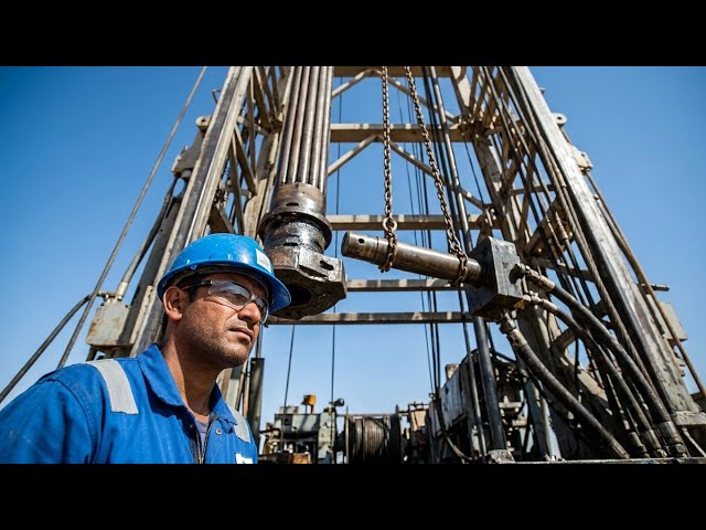 Rigging Up Drilling Rig Mast | Critical Pinning Sequence