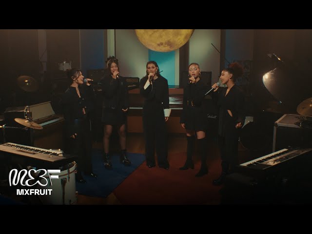 MXFRUIT 'MIC ON' (LIVE SESSION) - 'จันทร์เจ้า (Goodbye)'