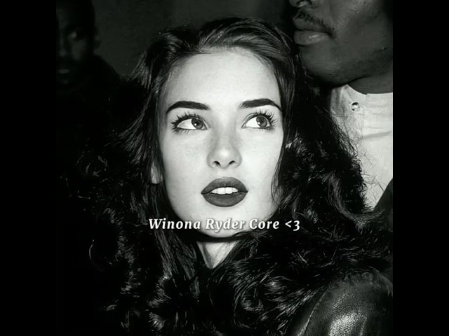 "Winona Ryder Version ✨💙"