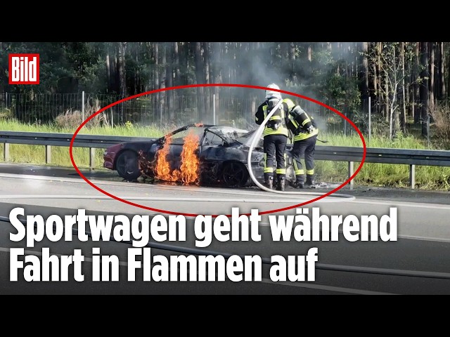 AUTOUNFALL AUF A10: In Brandenburg geht ein Sportwagen während einer Fahrt in Flammen auf