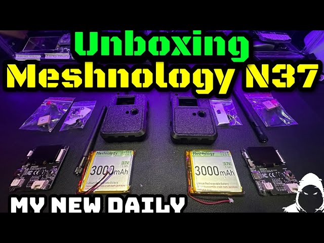 Unboxing the Meshnology N37 Wio Tracker L1 (LoRa + GPS) New Daily Carry! 