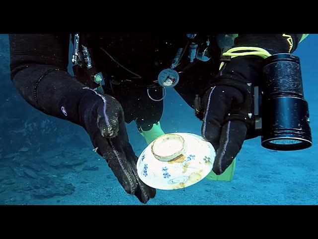 Exploring the Shipwreck IJN Oite, finding china