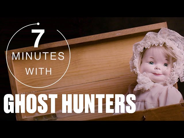 How To Communicate With A Ghost | Minutes With | UNILAD