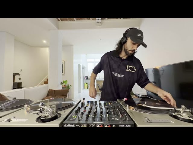 Deep House Vinyl Mix #02 | Late Night / Soulful / Jazzy / Warm by CHIRI (E110101) | DCG 2026