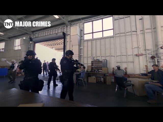 Major Crimes: Virtual Reality Experience: SWAT Team Summer Finale [CLIP] | TNT