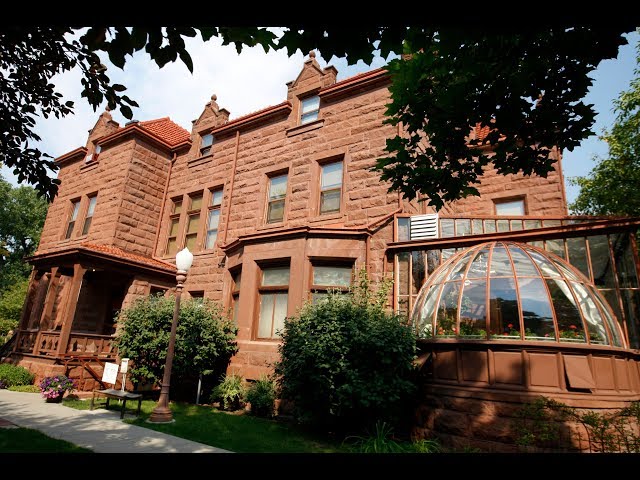 360 Tour of the Moss Mansion