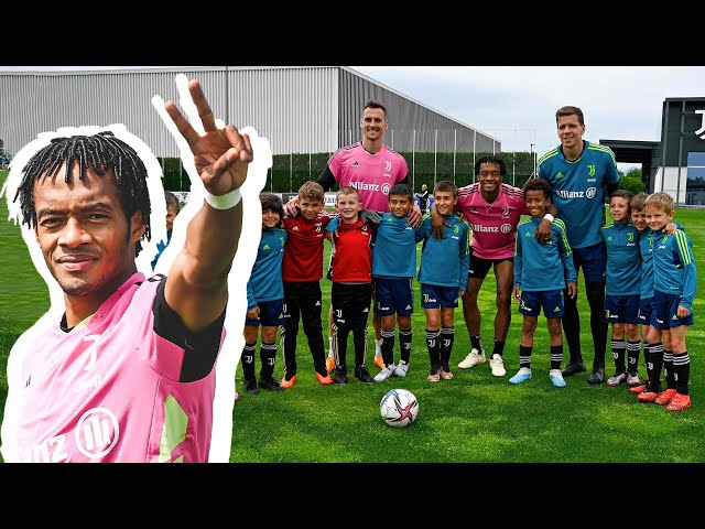 Juventus Players vs 11 Kids | Training Match