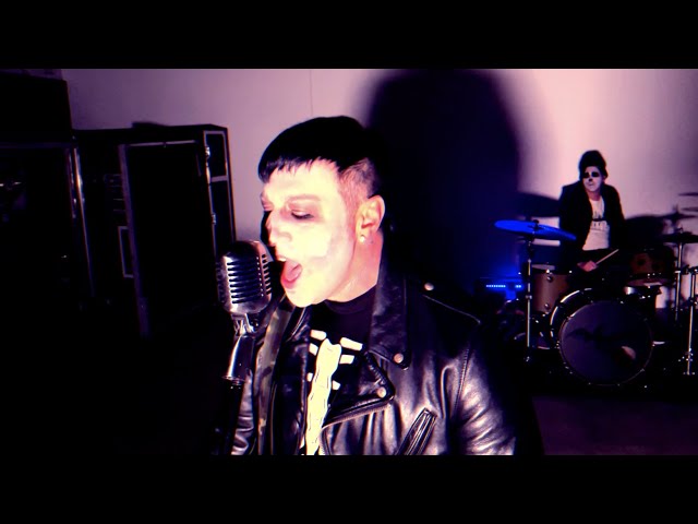 Avenged Sevenfold - "Last Caress" (Misfits Cover)