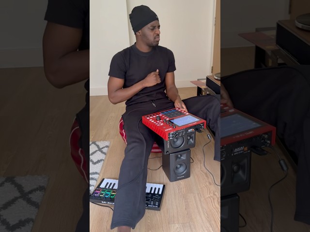 House music with the Akai mpc one #housemusic #sampling #akaimpc