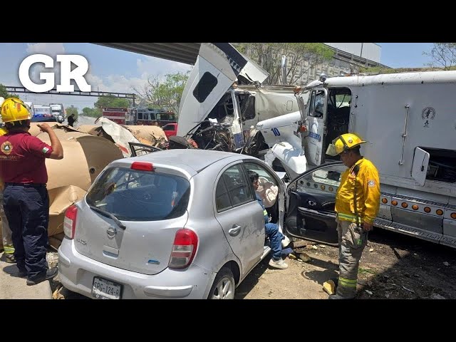 Multi-vehicle crash congests Colombia Highway