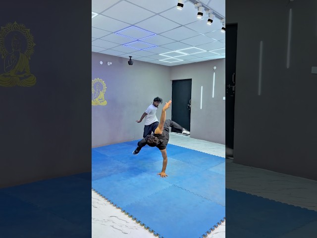Master the Amazing Capoeira Kick | Step-by-Step Tutorial (UK Style)⚡️💥 #Capoeirakick #shorts #uk