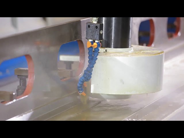DOUBLE COLUMN TYPE SURFACE GRINDER