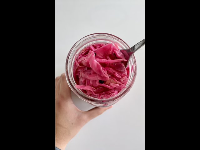 Quick Pickled Cabbage