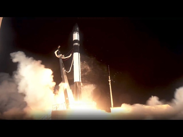 Blastoff! Rocket Lab launch Japanese radar satellite from New Zealand
