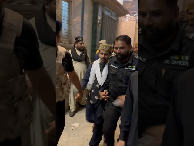 Mehfil Entry || Muhammad Azam Qadri || Short Vedio