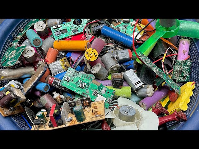 Let’s check my old electronics collection | i find some working dc motor ?