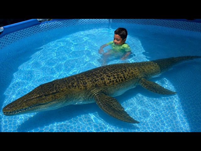 MOSASAUR eats dinosaurs in my pool! Indominus Rex 