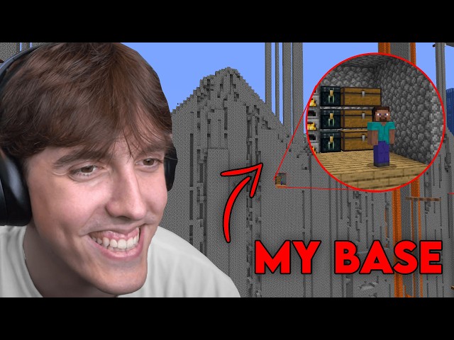 He Built His Base at The Center of Donut SMP