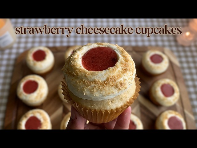 Strawberry Cheesecake Cupcakes 🍓 Bake With Me