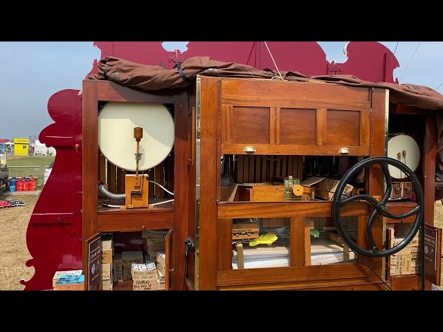 Boney M hits on a mechanical organ