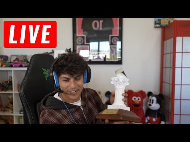 STABLE RONALDO LIVE STREAM NO ADS !! BACK AT HOME !! 😎🏡