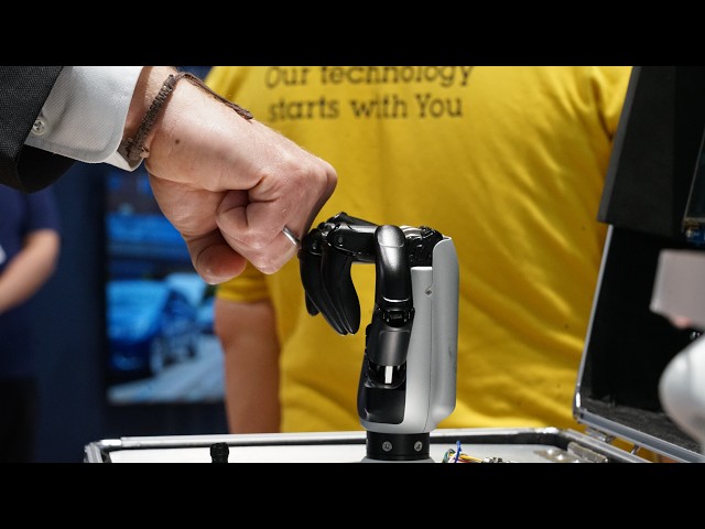 From camera to fingertip: edge AI-powered gesture mirroring with STM32N6 and STSPIN900
