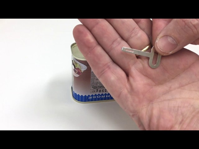 How to open a old fashion  Meat canned /tin with the Key