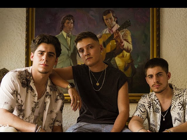 Alberto Toral, Kike & Manu - Ea Como Ronea [Video Oficial]