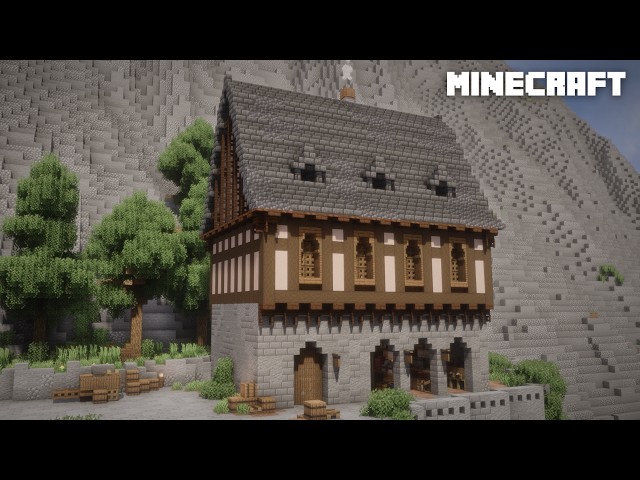 Minecraft: How to build a Medieval Storage House | Tutorial